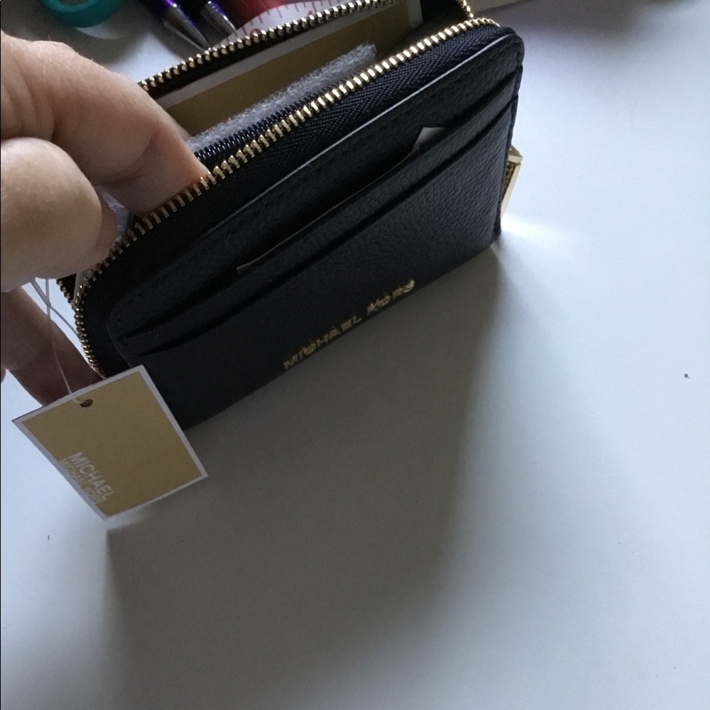 🍃💕 Michael Kors coin / wallet